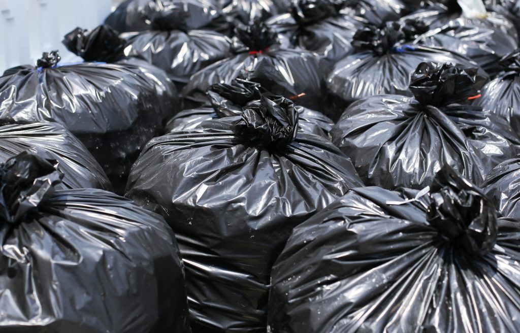 Cromwell Polythene Black Garbage Bag - bin liners