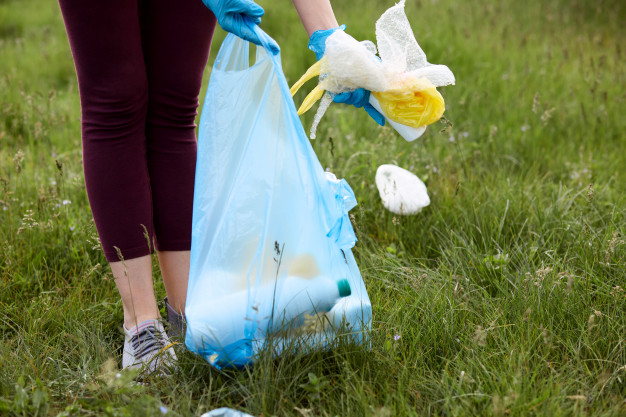 Bags suitable for litter picking available from Cromwell Polythene