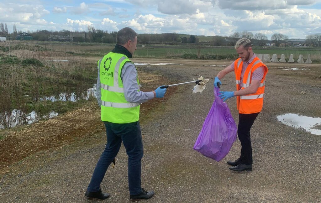 Litter Picking on behalf of the GB Spring Cleaning - Cromwell Polythene
