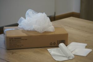 Natural Refuse Sacks on a roll - light duty - 5KG CHSA Accredited from Cromwell